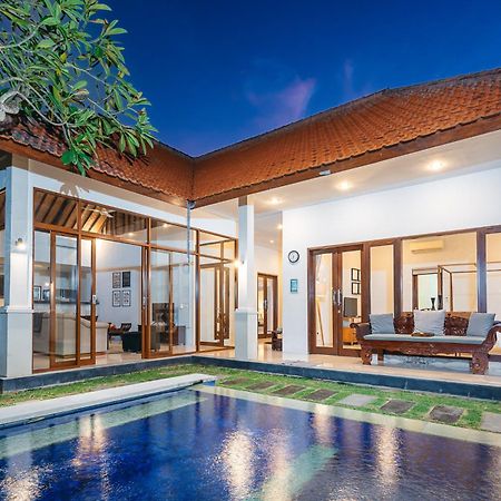 Mahayana Villa Batu Belig - Close To The Beach 坎古 外观 照片