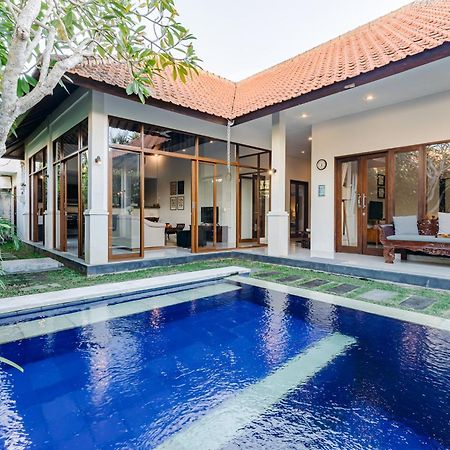 Mahayana Villa Batu Belig - Close To The Beach 坎古 外观 照片
